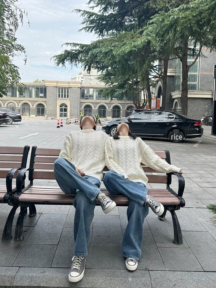 Unisex Japanese Retro Cable Knit Sweater, Round Neck, Loose Fit, Casual Autumn Style