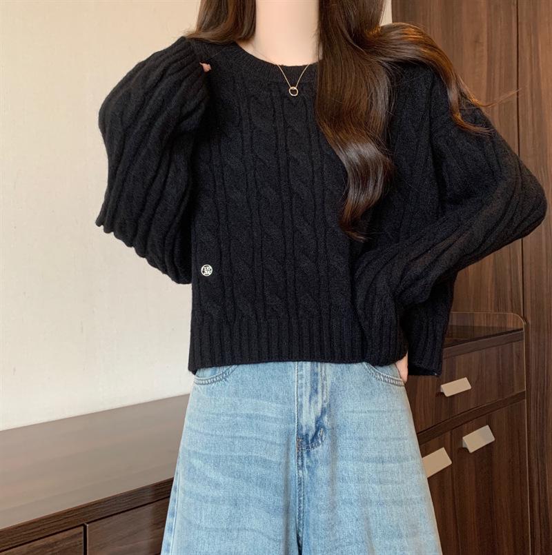 Women's Round Neck Cable Knit Sweater - Soft, Lazy Style for Spring & Autumn
