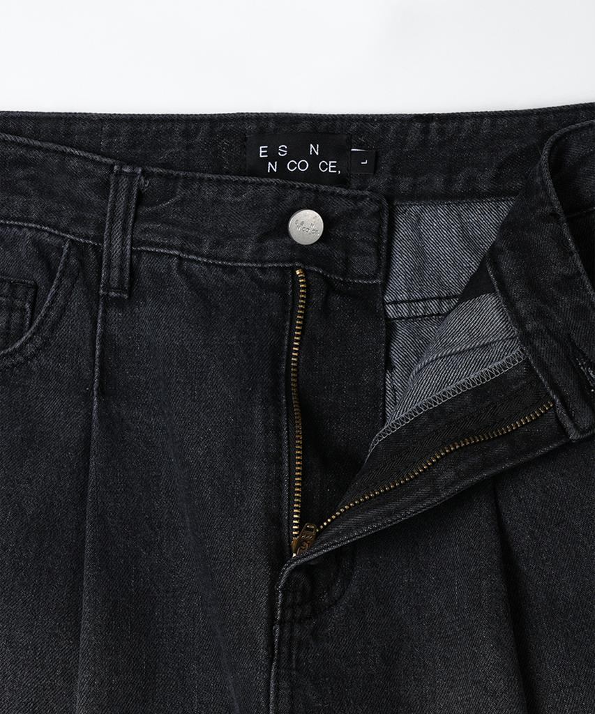 ESN Washed Single-Pleat Tapered Denim Black