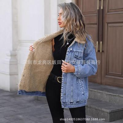 Paltoane și geci – Jachete din denim