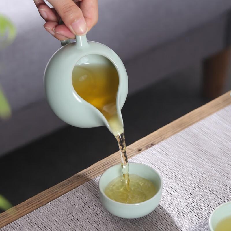 DARUNYAO Classic Porcelain Tea Set