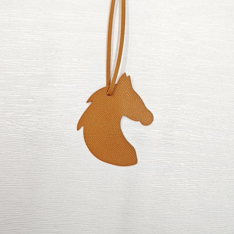 Retro Leather Horse Head Bag Charm Soft Durable Decor Accessory for Backpack Handbag Keychain Suitable for Daily Use Gifting