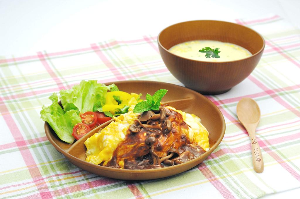 Showa Microwaveable Wood Grain One-Plates, Light Brown, 2-Piece Set, Resin, Shatter-Resistant, Wood Grain Design