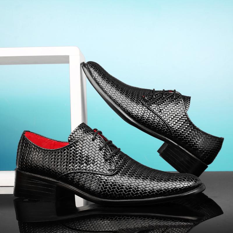 Classic Luxury Men's Leather Shoes Office Business Shoes Men's Banquet Shoes Elevated Shoes Red Durable Casual Shoes Pointed