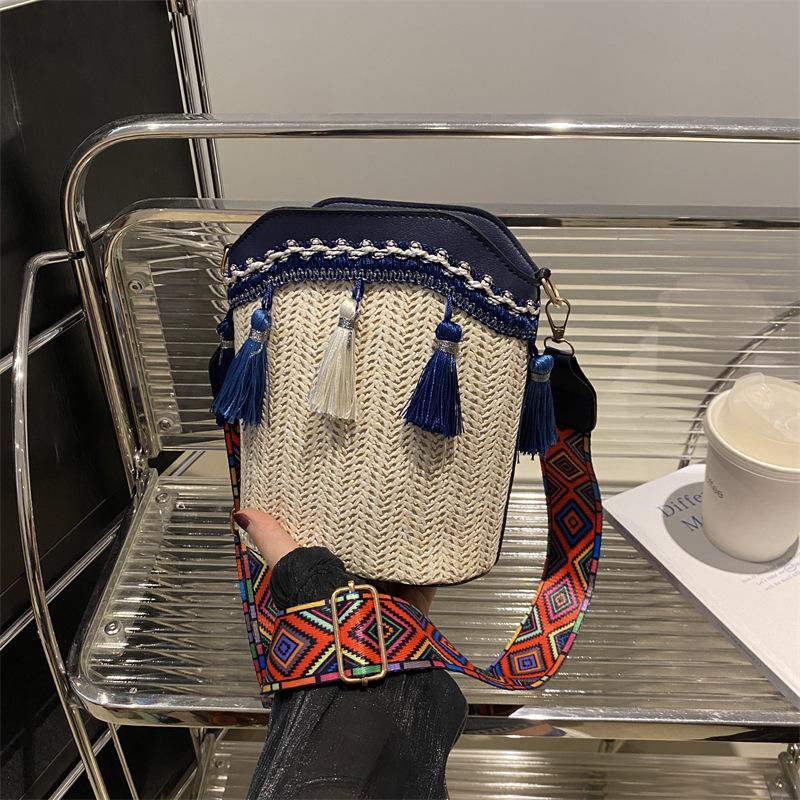 Bolsa Feminina de Alta Qualidade Diagonal Estilo Étnico Nicho Tecida Balde Ombro Combina com Tudo Bolsa de Franjas