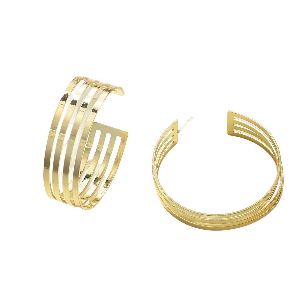 European and American Jewelry Fashion Personality Exaggerated Irregular Cold Wind Metal Earrings C-shaped Large Earrings Earrings