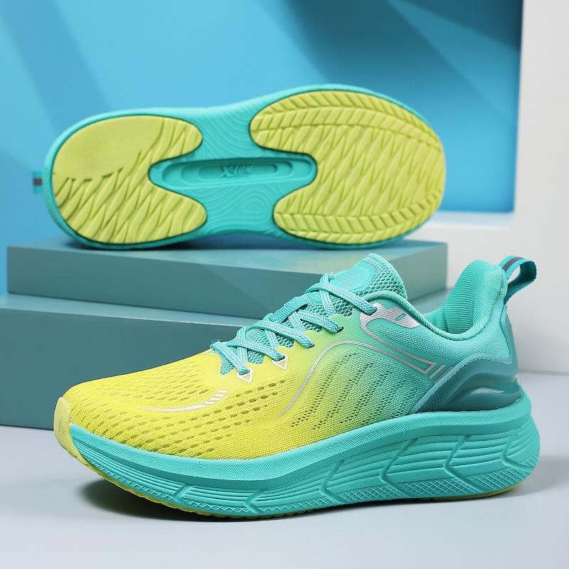 Running Shoes New Breathable Teen Couple Running Shoes Student Running Training Shoes Men's and Women's Sports Shoes