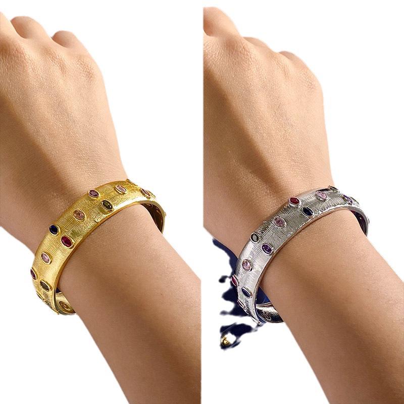 Brushed Gold-Plated C-Shaped Bracelet with Oval Gem