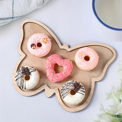 Schmetterlingsförmiges Holztablett - eine elegante Dekoration, geeignet für alle Arten von Partys, mit einer natürlichen Holzoberfläche und einem leichten und modischen Design