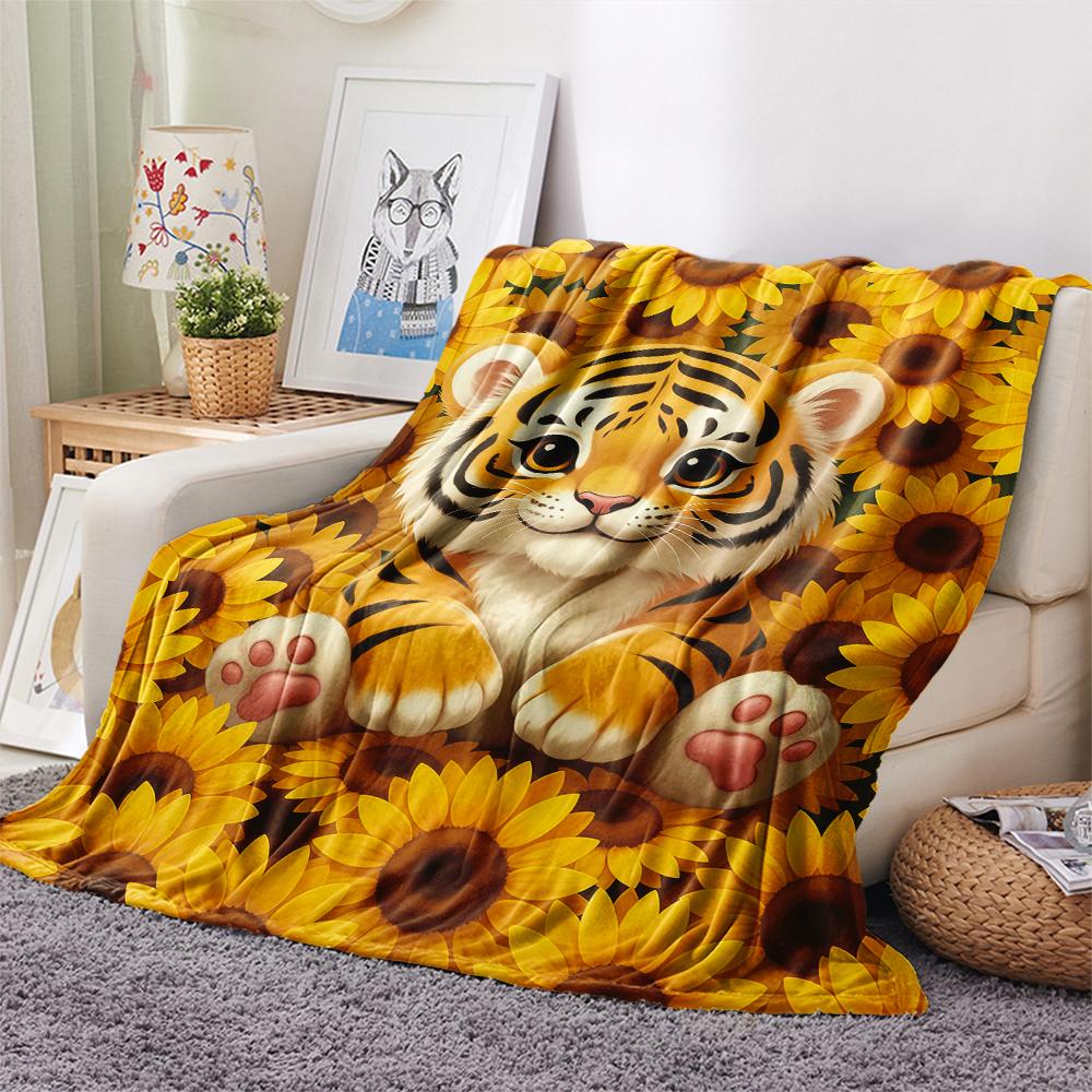 1Pc Cartoon Print Flannel Blanket, High Quality Comfortable for All Seasons, Home Decor, Warmth and Comfort, Perfect for Christmas Birthday Gift