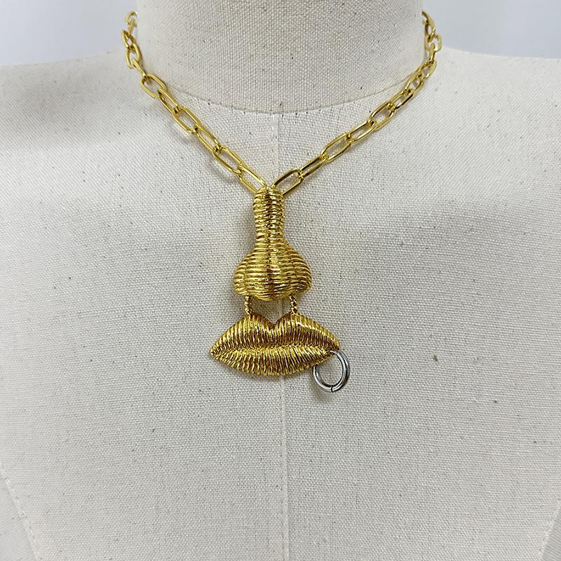 Fashion Personality Three-Dimensional Features Striped Nose Big Lip Necklace Cuban Chain Exaggerated Jewelry Accessories