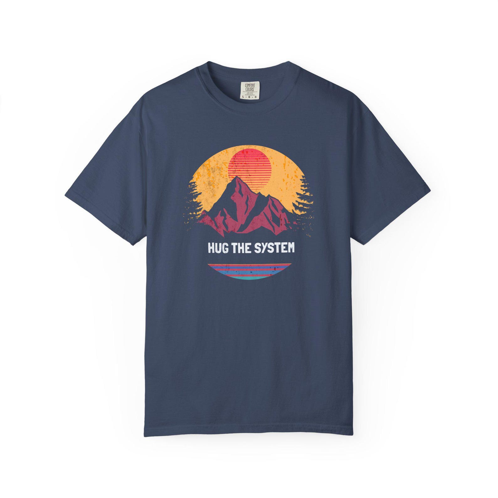 Retro Mountain Graphic T-Shirt: Unisex Eco-Friendly Fashion M