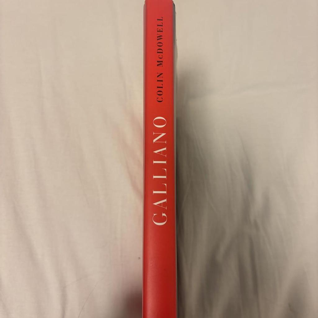 [USED] GALLIANO COLIN McDOWELL Final price reduction.