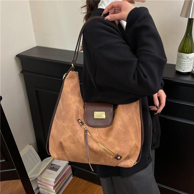 Plaid Backpack For Women With Pu Material And Spacious Design For Daily Use