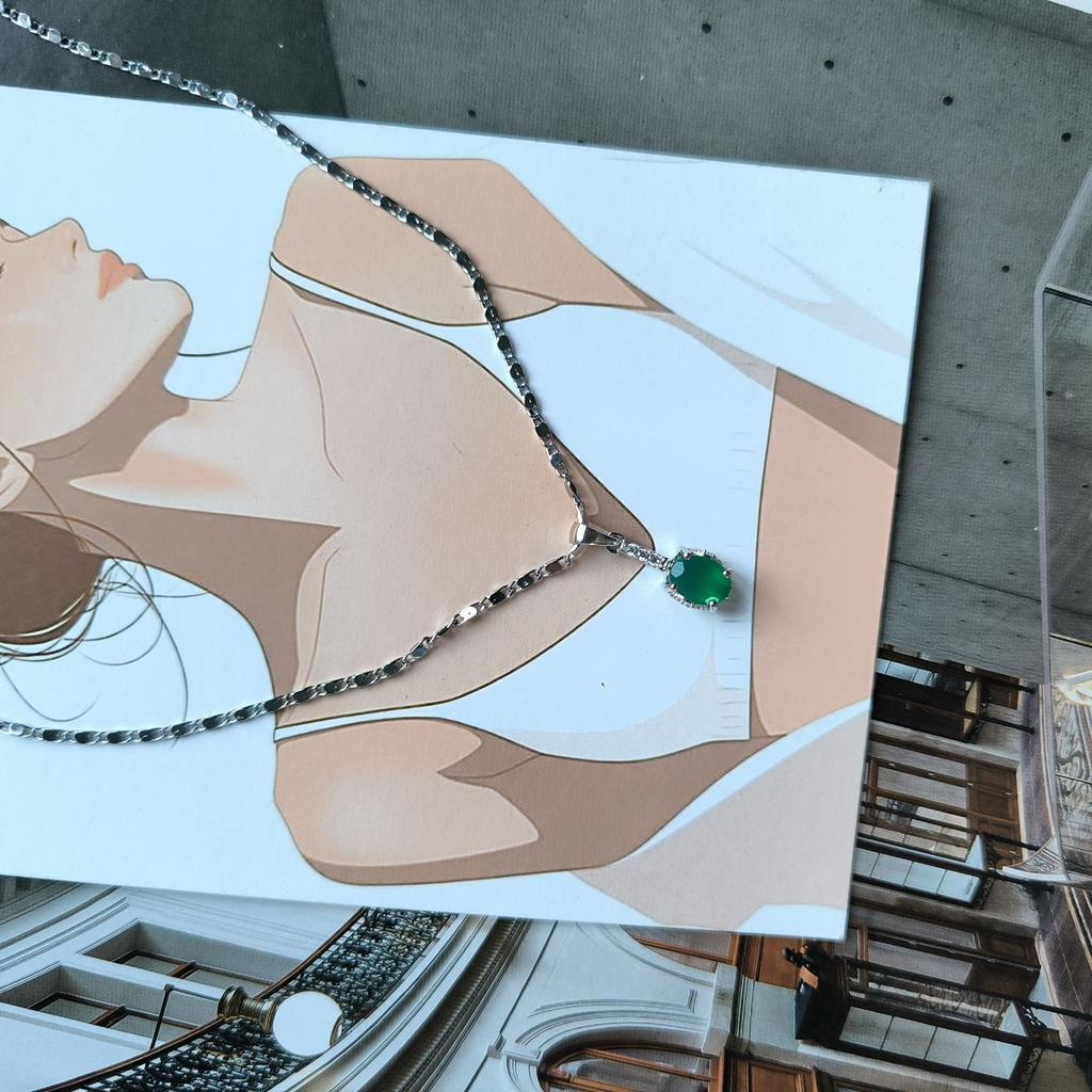 Silver Pendant with Agate (2190042)