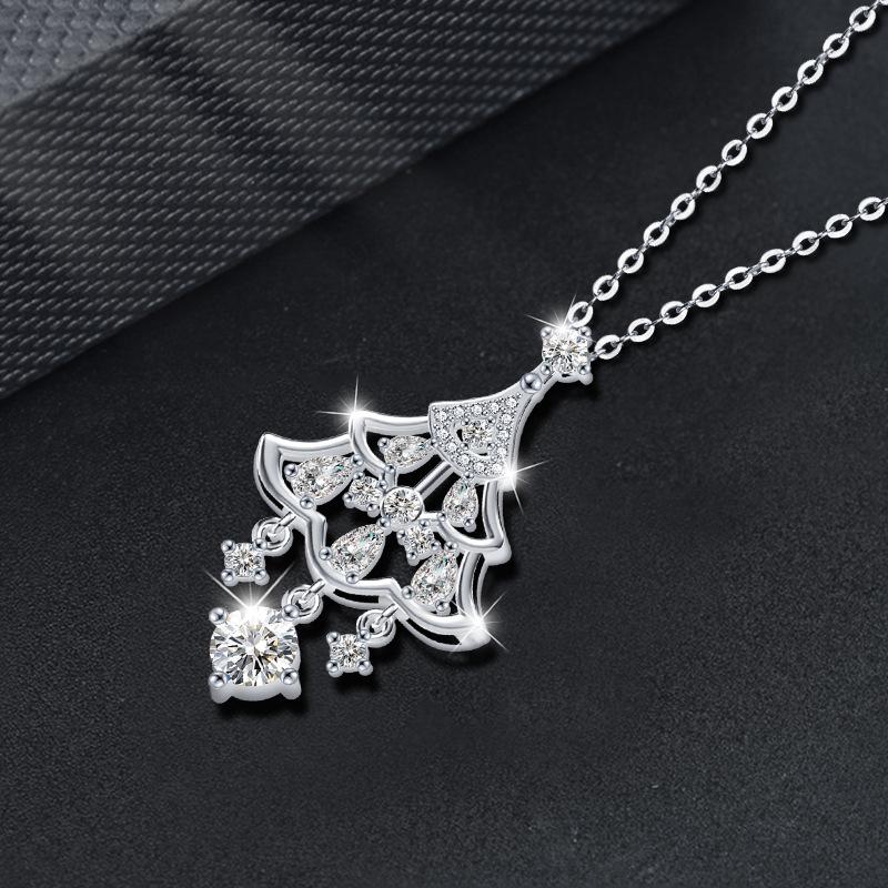 Certificated Moissanite 925 Silver Necklace Christmas Tree Design S925 Sterling Silver Lady Necklace for Gift