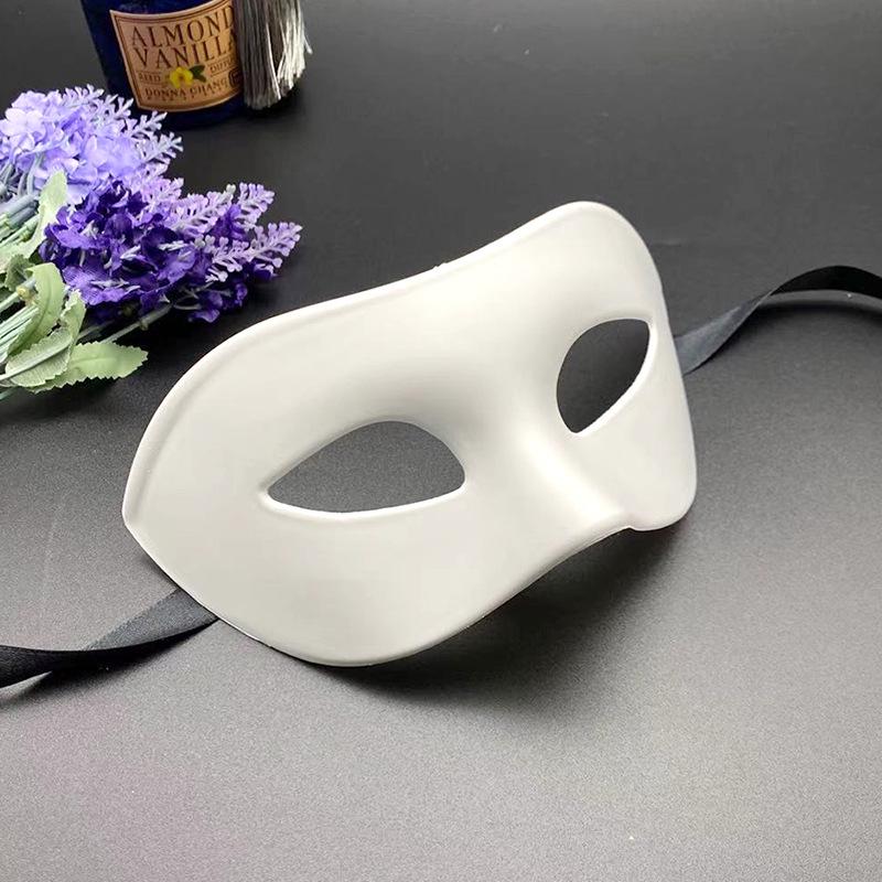 Men's Retro Black & White Half Face Eye Mask for Halloween and Christmas Masquerades