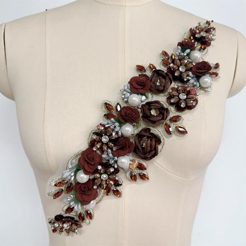 Big Rhinestone 3D Flower Sewing Fabric Applique Embroidery Rhinestone Flower Patch for Wedding Dress Decoration