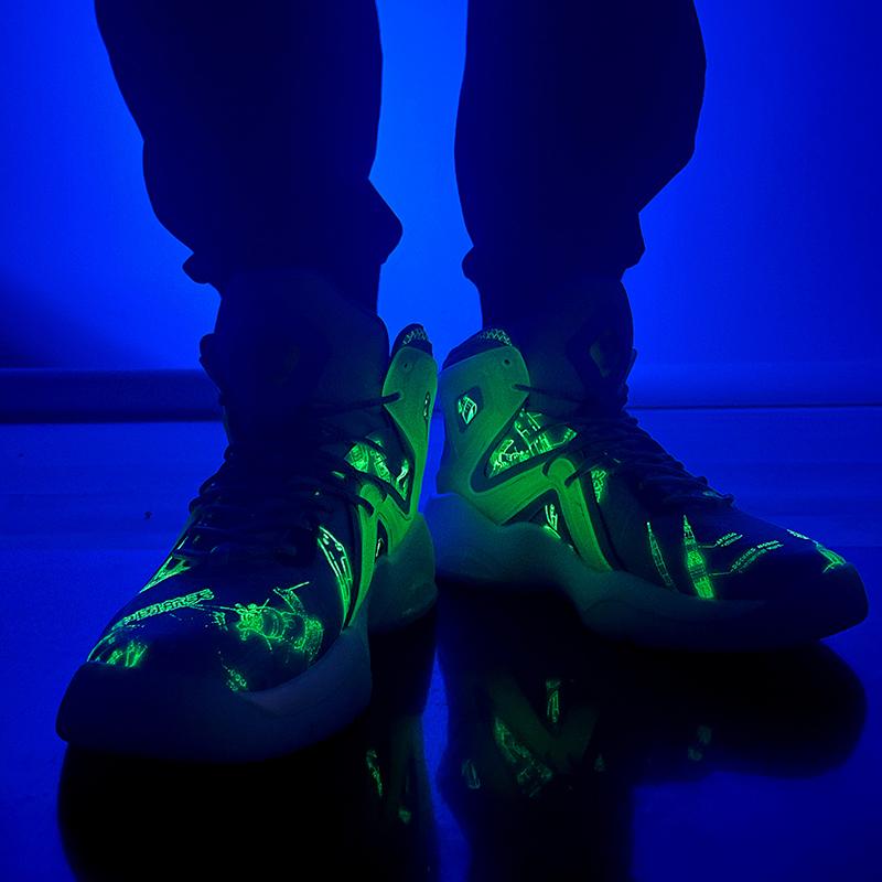 Ny herremote Basketballsko av høy kvalitet Pustende sportssko Tennissneakers