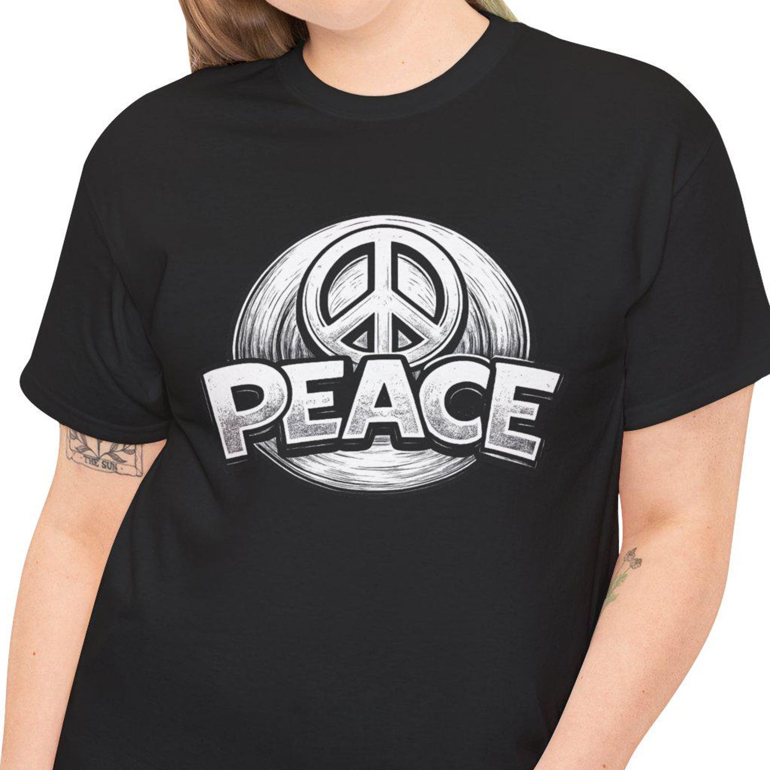 Peace symbol globe logo Tee | Retro peace sign graphic shirt L