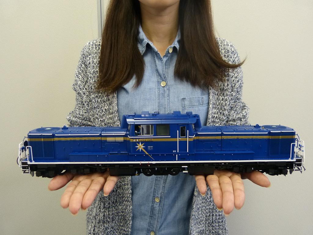 AOSHIMA Train Museum OJ Series Diesel Locomotive DD51 Hokutosei Plastic Model 1/45 No.1