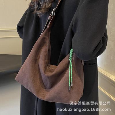 Autumn and Winter Large-capacity Commuting Shoulder Bag Women's 2025 New Retro Underarm Tote Bag Premium Sense