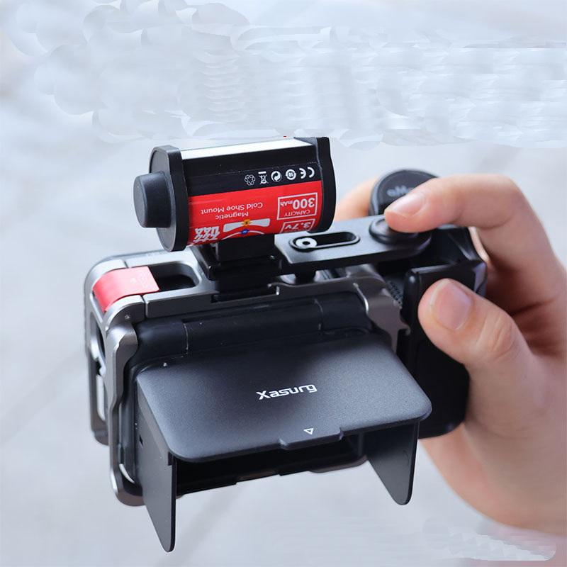 1 Set Camera Parts Magnetic Screen Hood For Insta360 Ace Pro/Ace Pro 2 Protective Anti-Glare Sun Shade Waist-Level Viewfinder