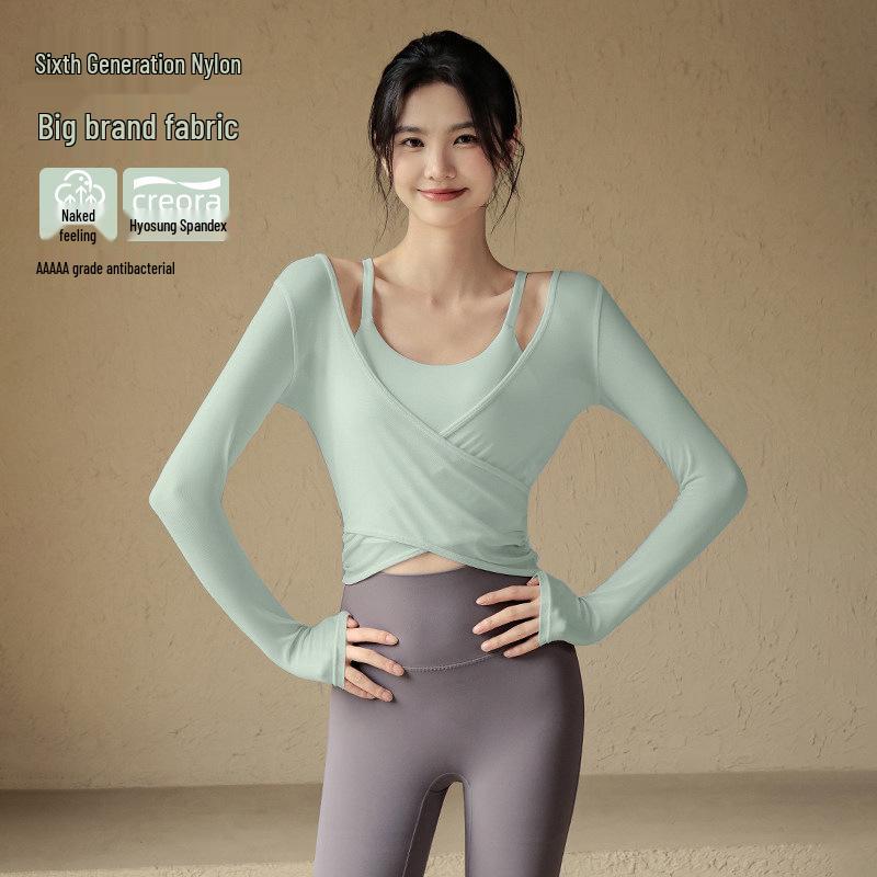 Women's Mesh Two-Piece Yoga Top with Chest Pads - Slimming, Versatile for Pilates and Fitness.