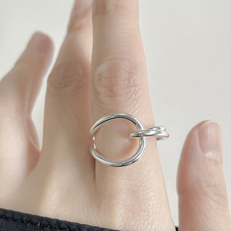 SOSOO One Line Weave Ring