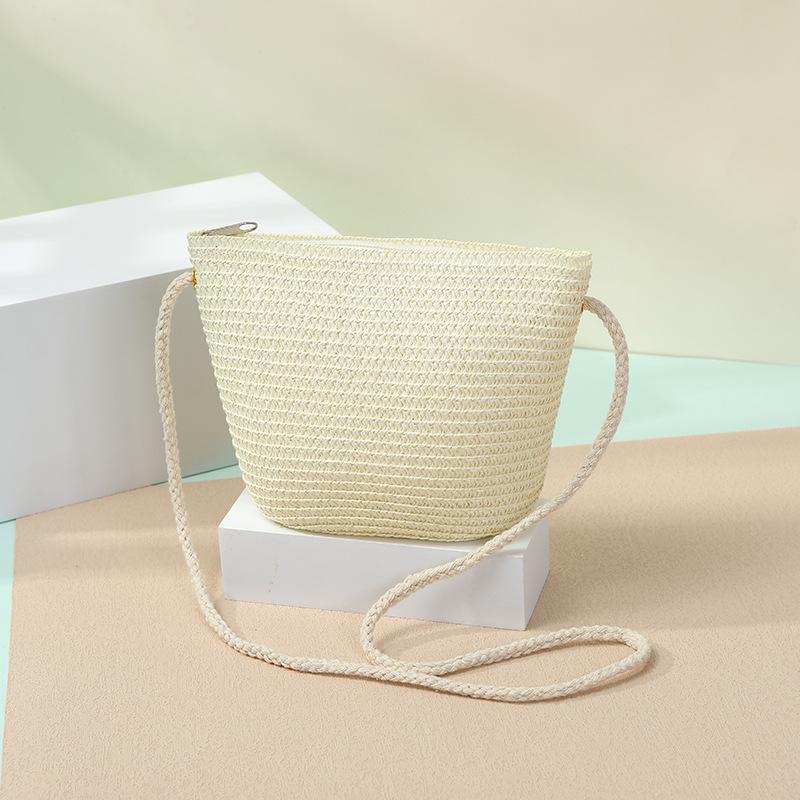 

Сумки з м’якої соломи Дорожня сумка для покупок Пляжна сумочка Жіноча богемна сумка через плече 14*5*16.5cm бежевий