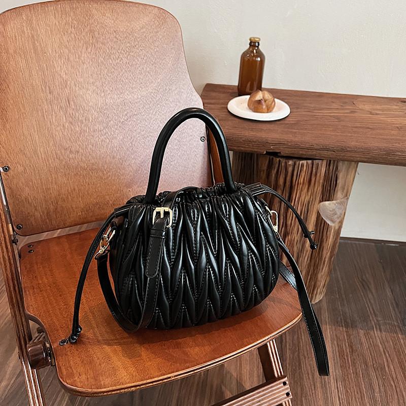 Ielgy Premium Texture Female Bag All-Match Cross-Body Portable Pleated Bag