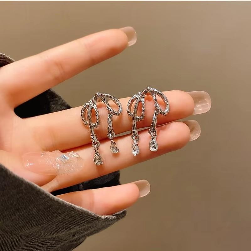 Silver Color Bowknot Stud Earrings for Women Girls Korean Metal Zircon Earrings Wedding Party Fashion Jewelry Accessories Gift
