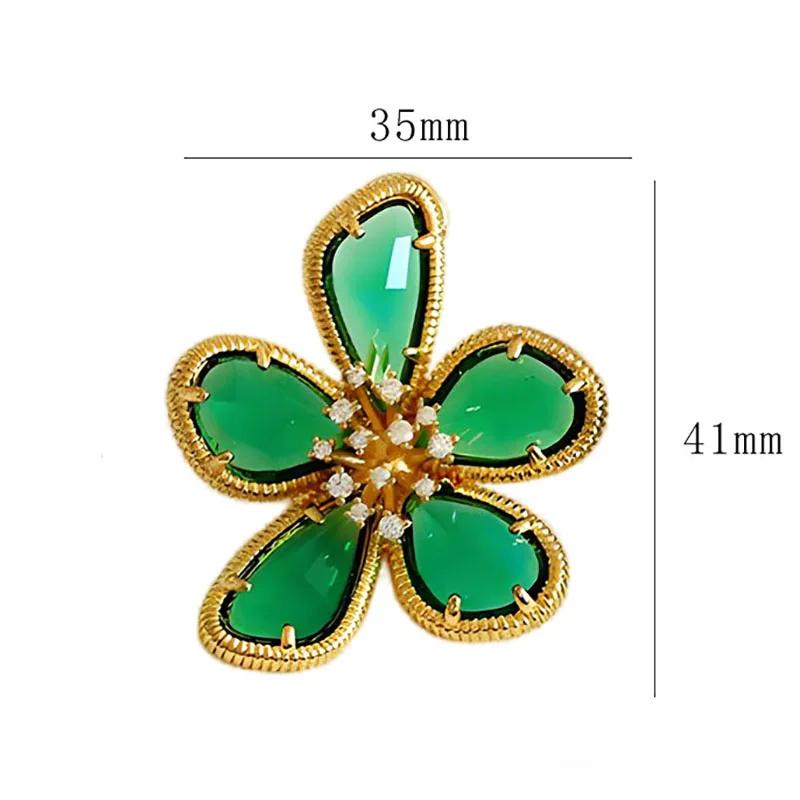 Fashion Luxury Crystal Flower Brooches for Women Corsage Lapel Pins Elegant Wedding Party Jewelry Accessories