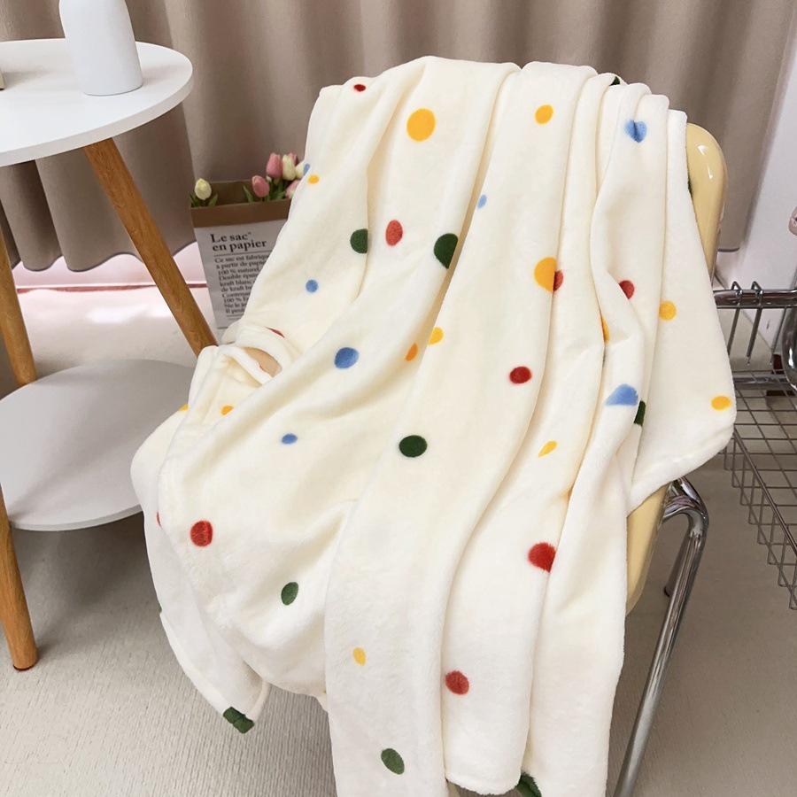 Cartoon Flannel Throw Blanket | Thick, Non-Shedding, All-Season Use for Dorms, Sofas, Cars
