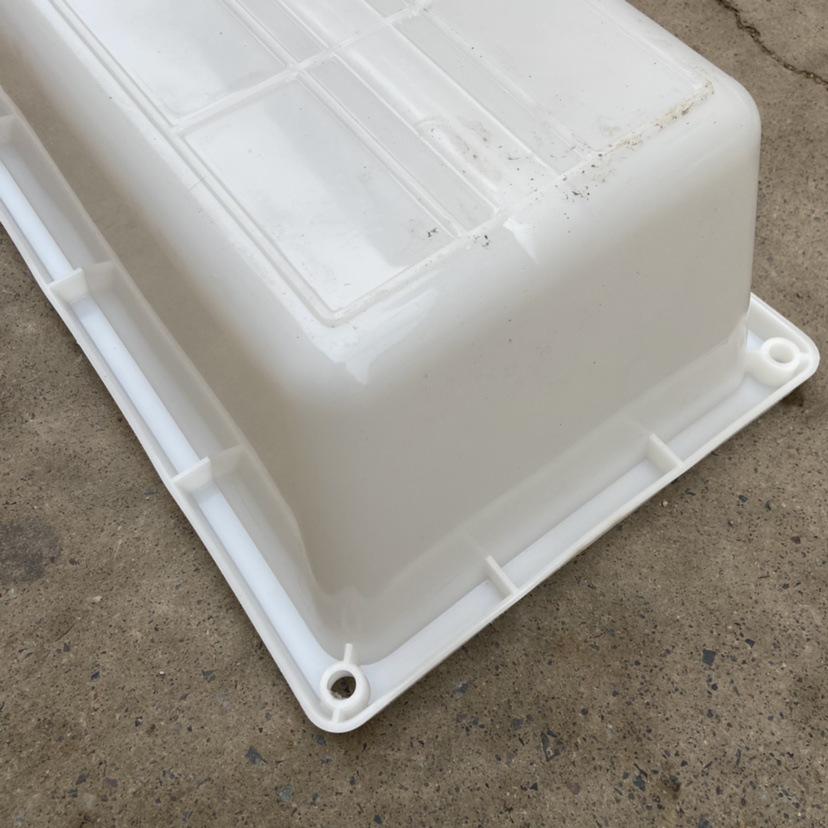 Multi-Purpose Flat-Bottomed Large Capacity Trough for Feeding Livestock, Fish, Turtles, or Planting Vegetables and Flowers