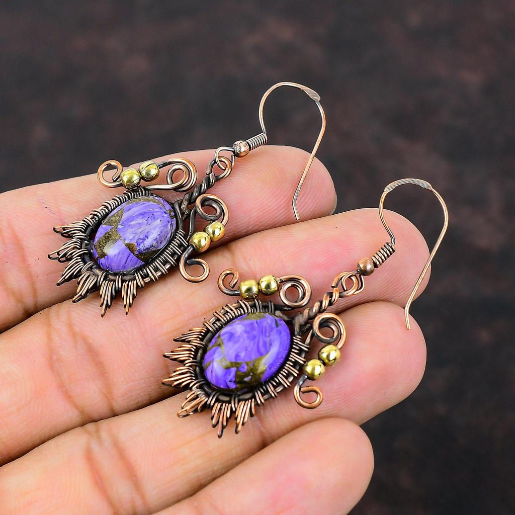 Brinco de Charoite de Cobre Brinco de Fio de Cobre Enrolado Brincos Pendentes Joias de Cobre com Pedras Preciosas Brinco Feito à Mão Joias de Designer Presente de Aniversário