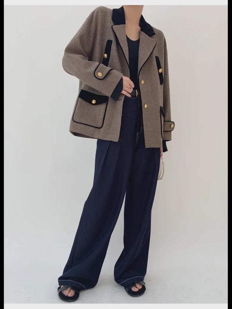 Autumn Winter Fashion Womens Woolen Twill Velvet Jacket Coat with Contrast Stitching