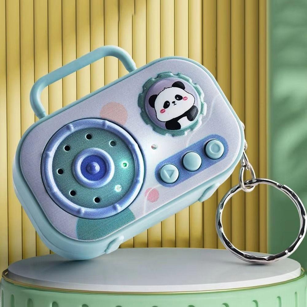 Může nahrávat hudební záznamník se změnou hlasu Klíčenka Nahrávání Přívěsek na hudební skříňku Přívěsek na batoh