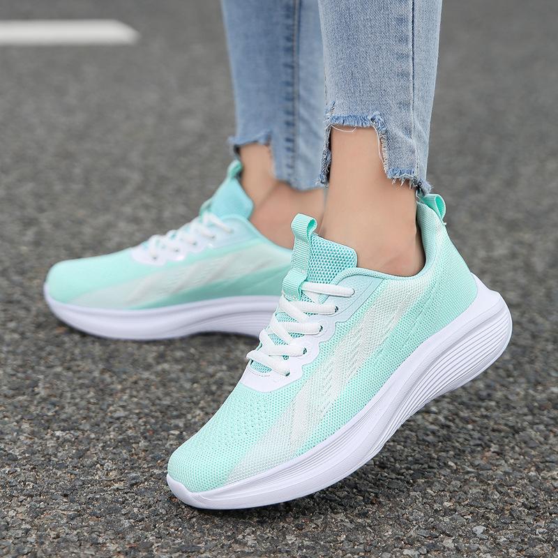 Sneakers New Summer Lightweight Shock-absorbing Running Shoes Mesh Breathable Casual Running Shoes