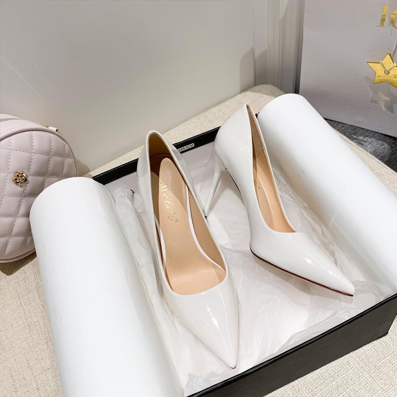 Nude patent leather high heels women's autumn new light mouth pointed head versatile simple thin heel professional single shoes women