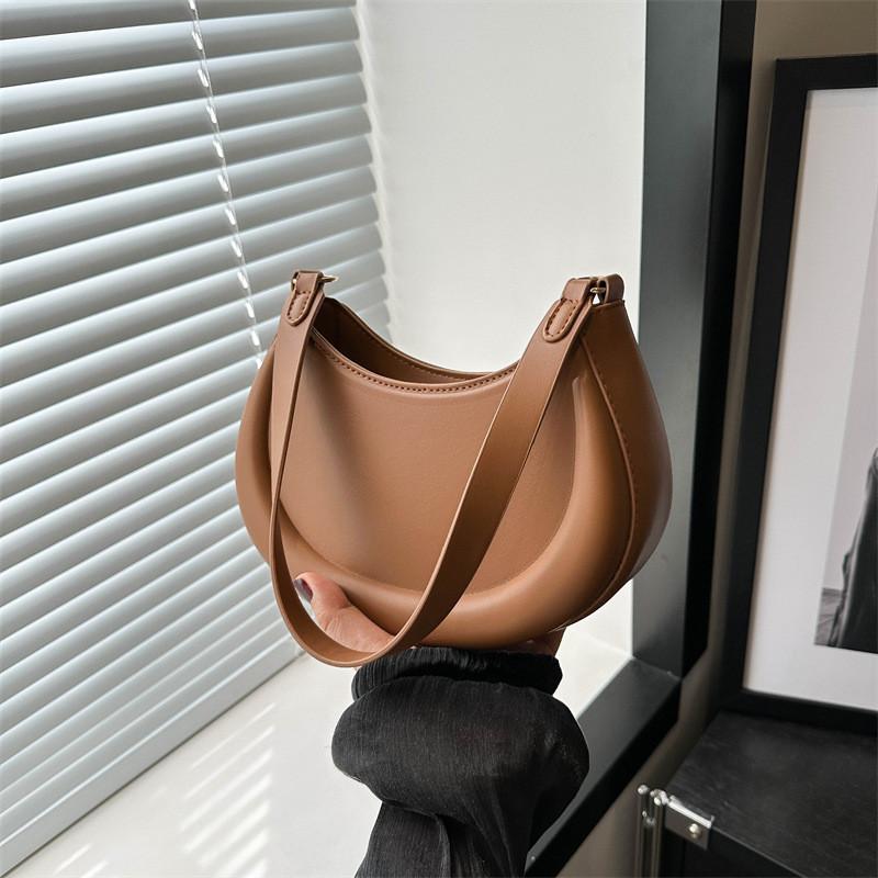 Minimalist Style 2024 Spring Small Shoulder Bag With Inner Zipper Pocket