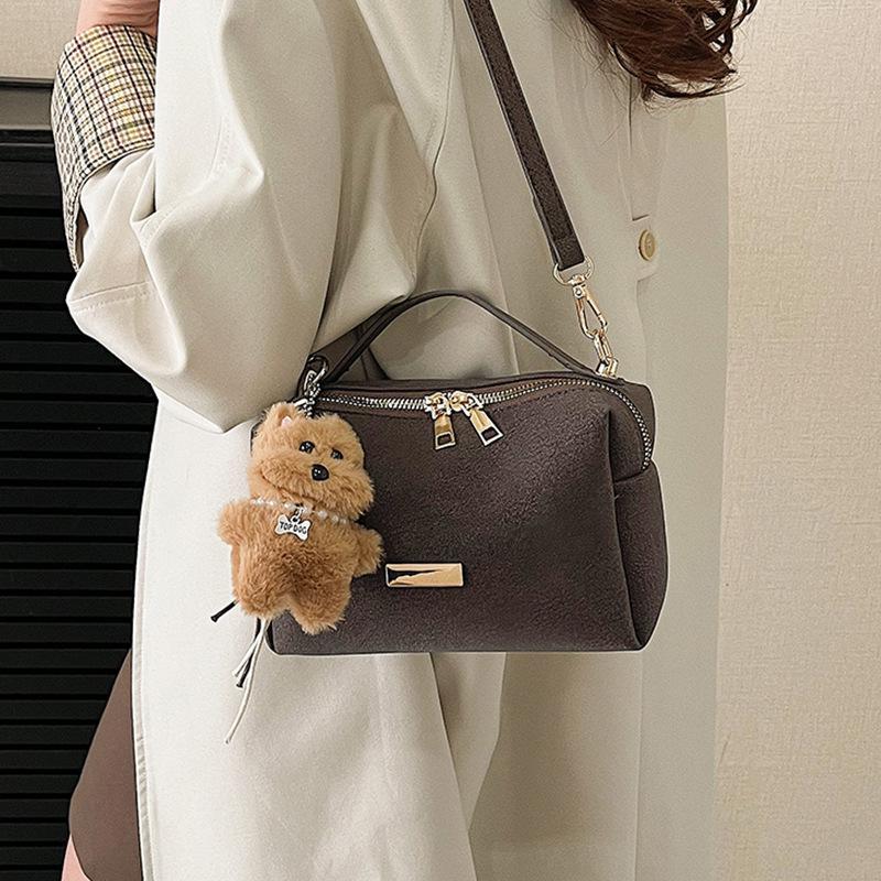 Vintage Handbag for Women, A Niche Fashion Shoulder Bag Suitable for Daily Commuting, Crossbody Bag