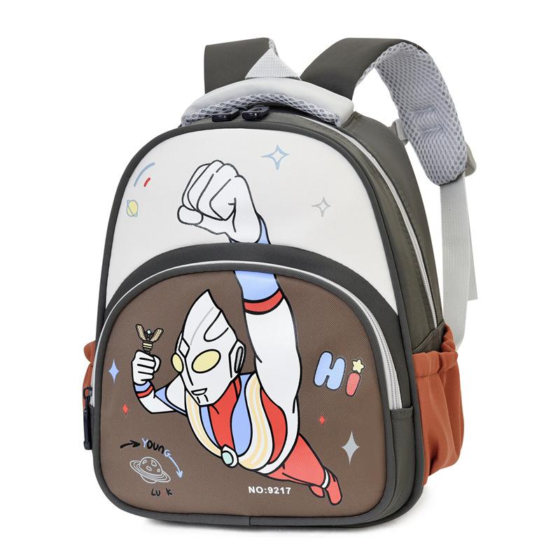 

Kindergarten schoolbag new cute cartoon boys backpack spine protection to reduce the burden and high value children s backpack серый