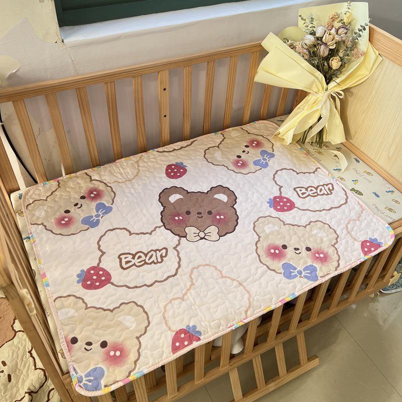 Leak-Proof Washable Menstrual Pad for Dormitory Use