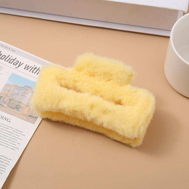 10.5cm Plush Square Hair Clip Women's Korean Style Ins Simple And Versatile Grab Clip Fashion Shark Clip Hair Accessories