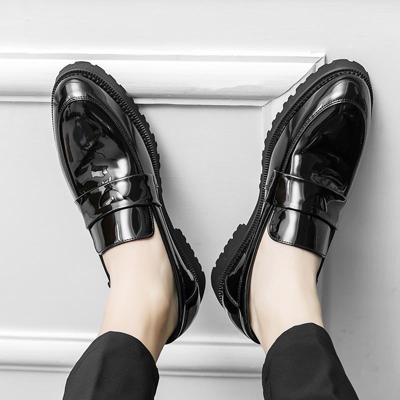 Korean version of thick-soled heightening business leather shoes men's British fashion glossy black loafers personalized foot leather shoes