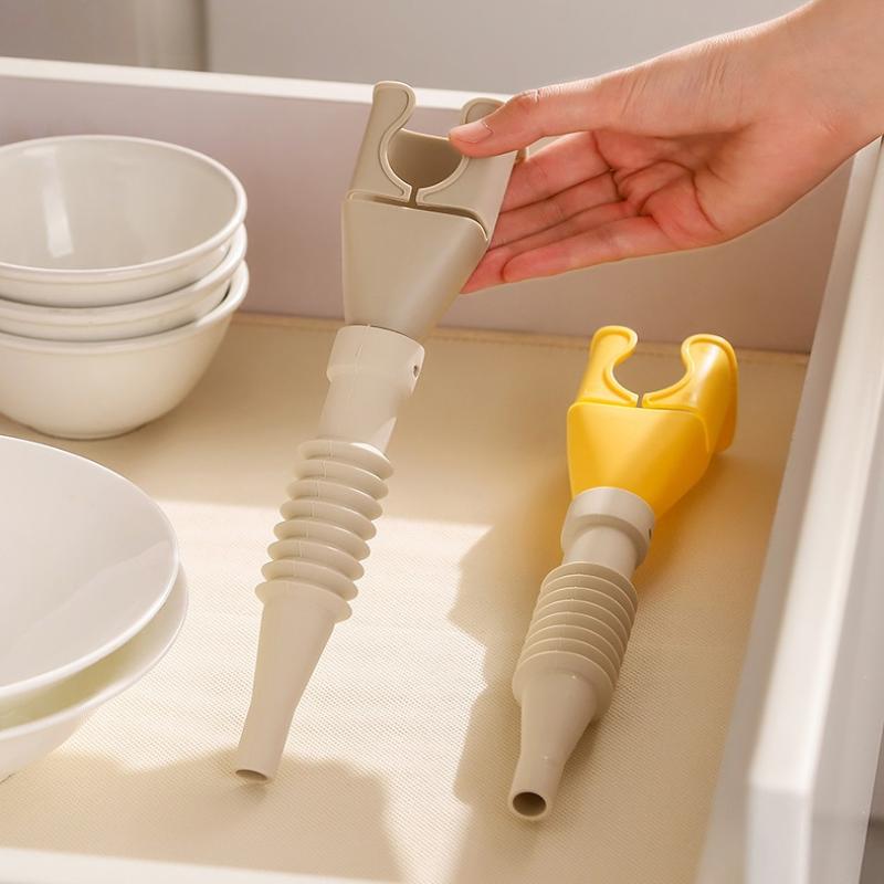 Retractable Oil Pour Spout Durable Flexible Snap On Leak Proof for Household Kitchen Oil Transfer Daily Use
