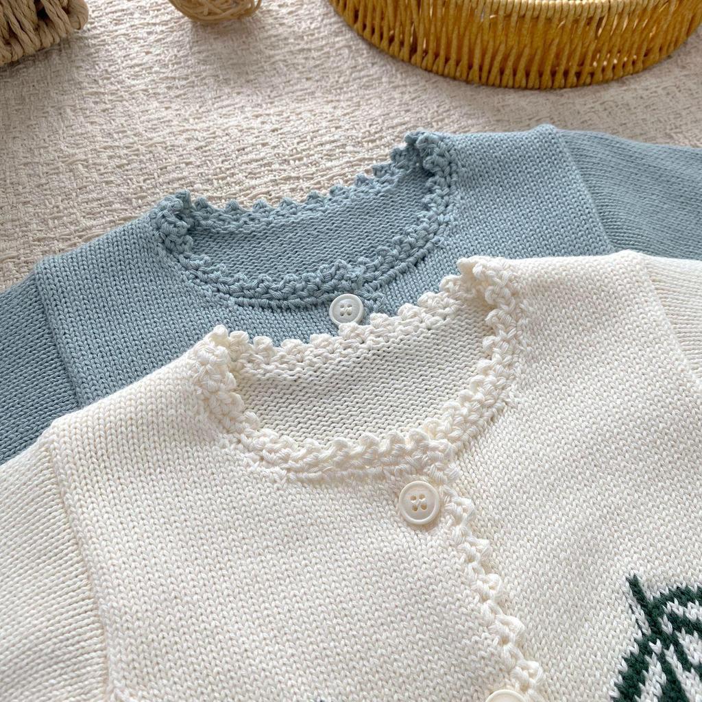 2026 Autumn New Girls' Hand-Knitted Round Neck Sweater Cardigan with Cherry Blossom Design for Baby Girls