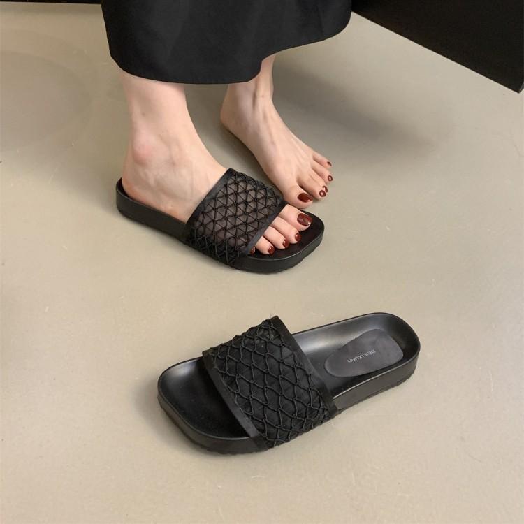 Thick-soled Slippers for Women's Outer Wear Summer New Mesh Square Head One-word Sandals Soft Flat-bottomed Seaside Vacation Beach Sandals