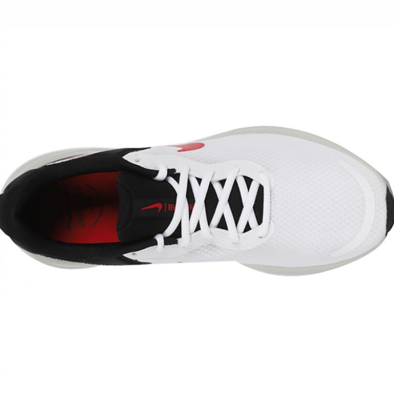Nike Revolution 7